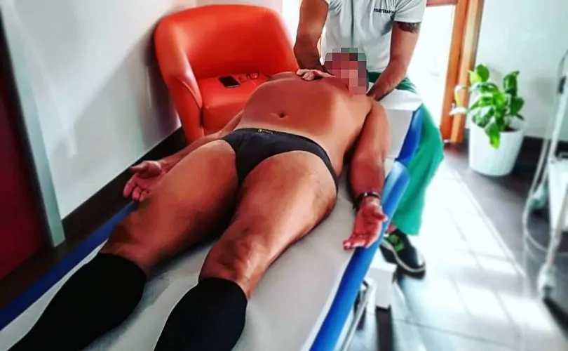 Foto terapia Pompages, praticata dal Dottor Canino Francesco, proprietario dello studio di fisioterapia 39
